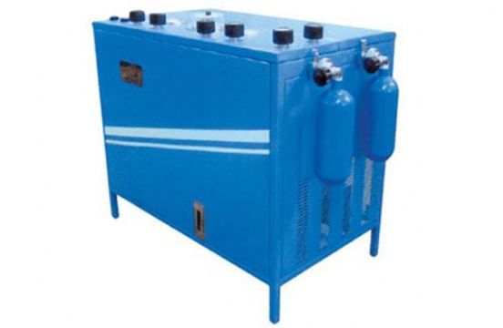點擊查看詳細(xì)信息<br>標(biāo)題：AE102A氧氣充填泵 閱讀次數(shù)：2303